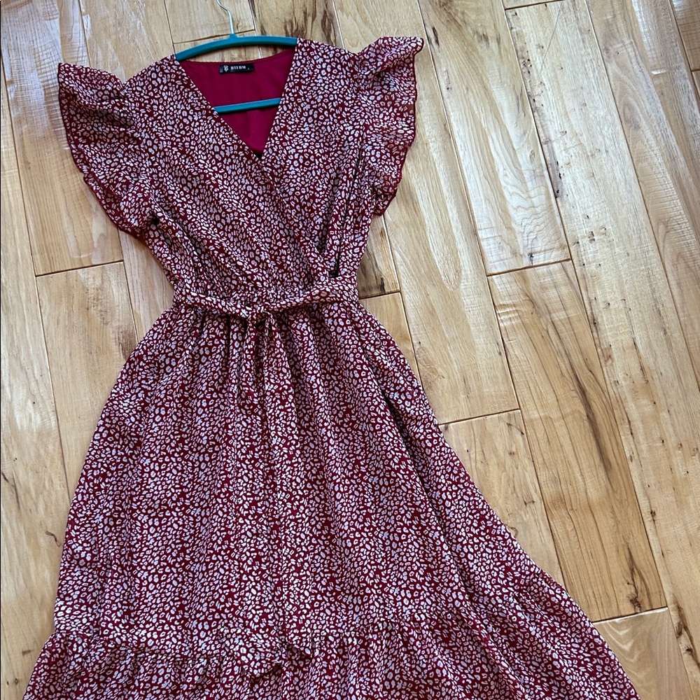 H&M Burgundy and White Midi Dress